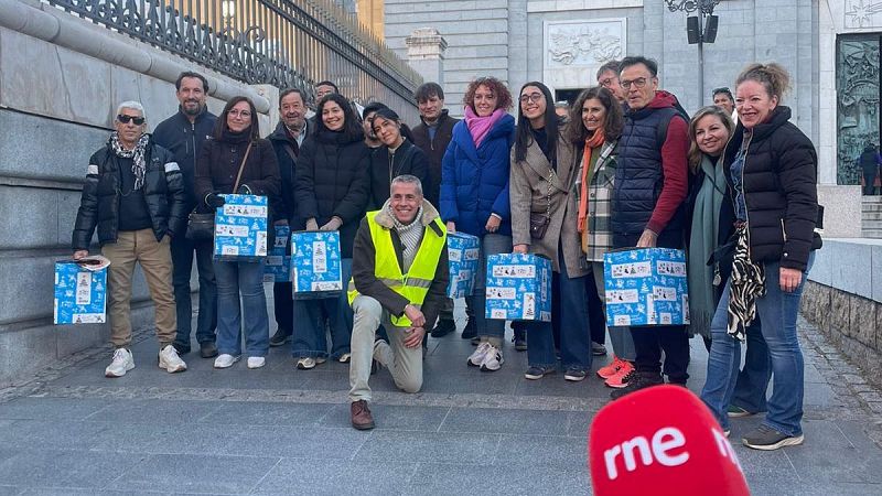 24 horas - Navidad en comedores sociales: "Te llevas más de lo que das" - Escuchar ahora