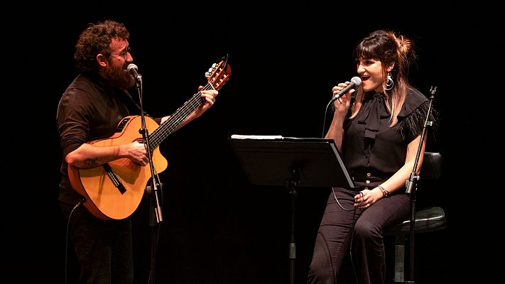 24 horas - Rozalén, de concierto solidario por Letur: \"Ha venido mucha gente para levantar lo roto\" - Escuchar ahora