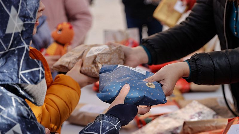 14 horas Fin de Semana - Noche de Reyes complicada para las familias bajo el umbral de la pobreza - Escuchar ahora