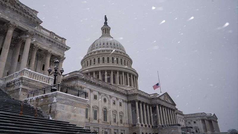 Cinco continentes - El Congreso oficializa la victoria de Donald Trump - Escuchar ahora