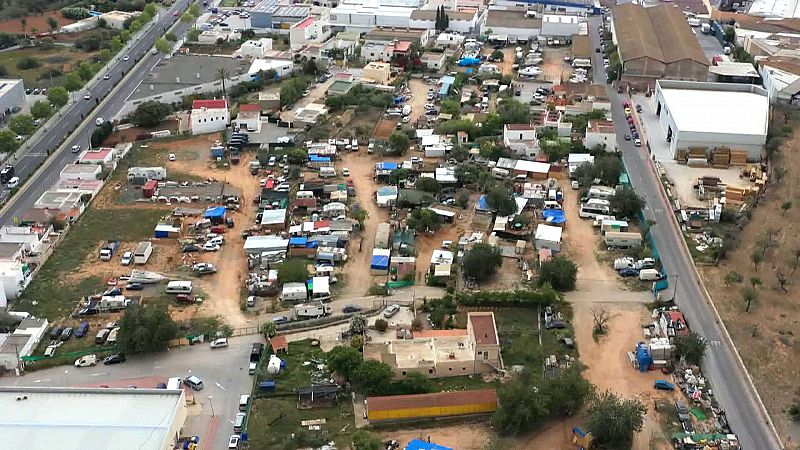 Reportajes Emisoras - Mallorca - Desalojo en el asentamiento ibicenco de Can Rova - 09/01/25 - Escuchar ahora