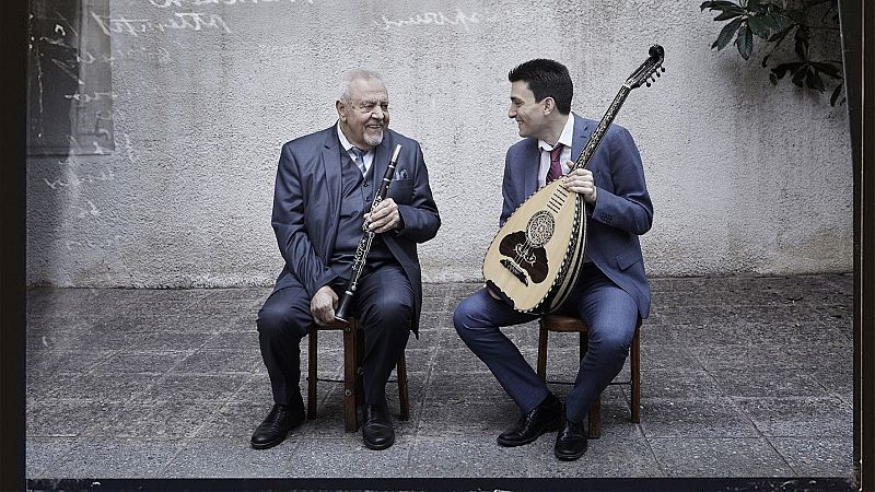 Mil mundos en Radio 5 - Petroloukas Halkias & Vasilis Kostas - 10/01/25 - Escuchar ahora