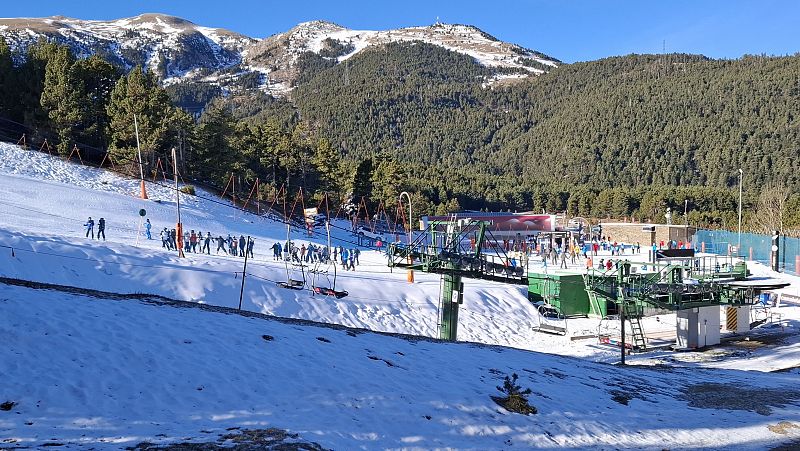 10.000 lugares para viajar con ngela Gonzalo - La Molina, ms all de las pistas de esqu - 18/01/25 - Escuchar ahora