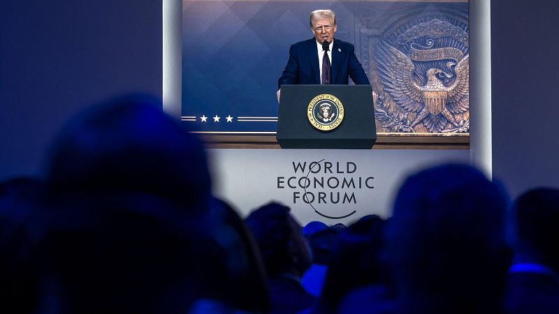 Cinco Continentes - Trump desvela su visión económica y comercial al Foro Económico Mundial de Davos - Escuchar ahora