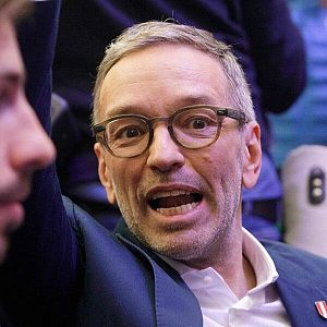 Reportajes 5 continentes - Reportaje 5 Continentes - Herbert Kickl, ¿un futuro canciller de extrema de derecha en Austria? - Escuchar ahora