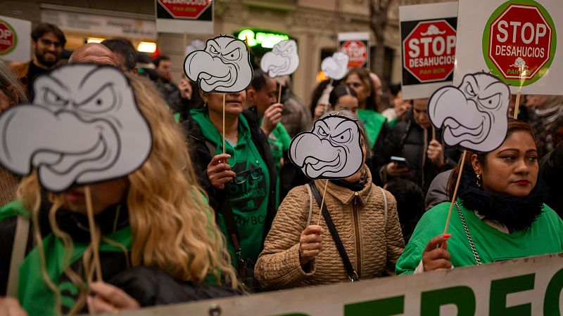 DESCA denuncia la desprotección de "decenas de miles de familias" ante los desahucios con la caída del decreto 'ómnibus' - Escuchar ahora