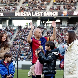 Andrés Iniesta: "No echo de menos jugar, acabé feliz y en paz"