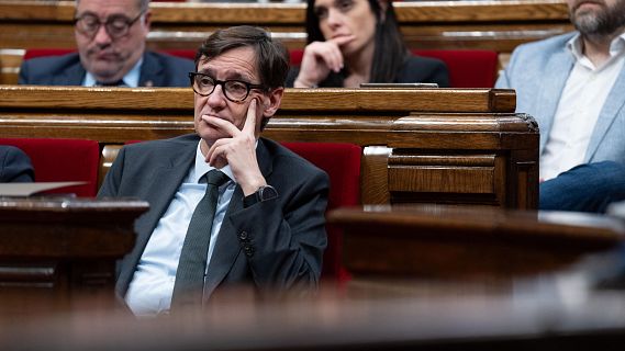 Junts furga en la debilitat del Govern en la sessi del control del Parlament