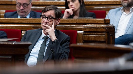 Serveis informatius Ràdio 4 - Junts furga en la debilitat del Govern en la sessió del control del Parlament | Àlex Cabrera