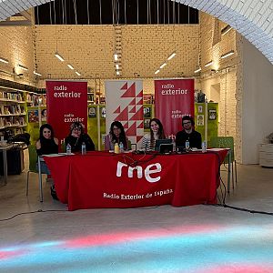 A golpe de bit - A golpe de bit - Los bulos y la desinformación en las redes sociales - 31/01/25 - escuchar ahora