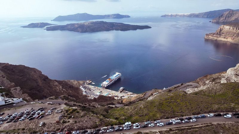 Seísmos en Santorini: "Todo apunta a que estos temblores tienen un carácter tectónico" - Escuchar ahora