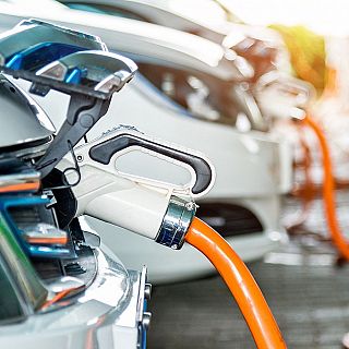 Retos y oportunidades de la movilidad eléctrica en España