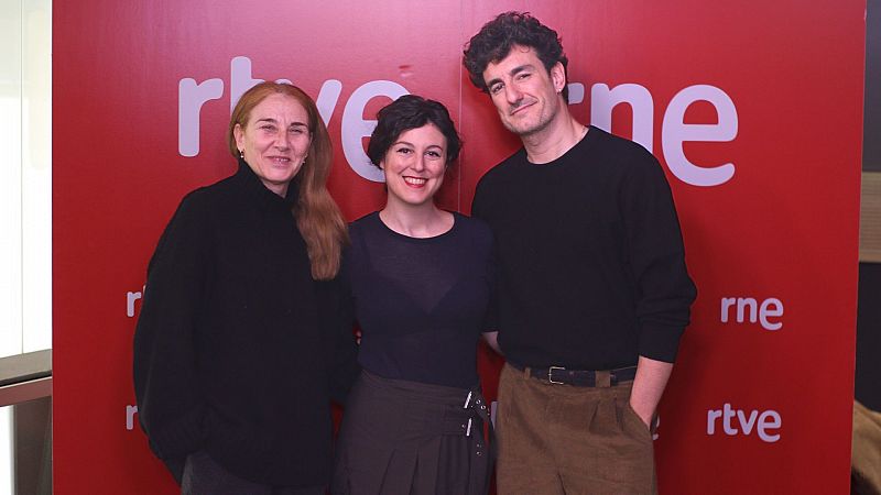 El ojo crítico - 'Los nuestros' con Lucía Carballal, Miki Esparbé y Mona Martínez - Escuchar ahora