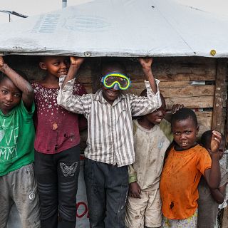 Más niñas y niños solos en Burundi por el conflicto en RDC
