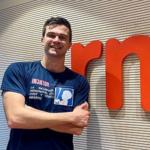 Navarra Informativos - El navarro Pablo Sánchez Bergasa, Premio Princesa de Girona Social por su proyecto de incubadores neonatales para hospitales con bajos recursos. - escuchar ahora