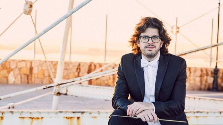 La dársena - Tomàs Grau y la Franz Schubert Philharmonia - escuchar ahora