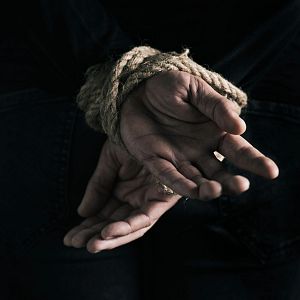 Memoria de delfín - Memoria de delfín - Secuestros: Antonio Pampliega, 299 días a manos de Al Qaeda - escuchar ahora