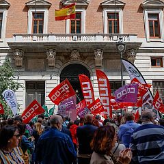 Más cerca - CCOO reclama una subida salarial para los funcionarios públicos