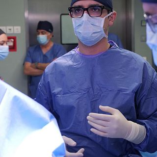 El Dr. González Rivas lleva a África su cirugía pionera
