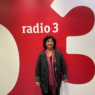 ?Viejos tiempo?, Nazanin Armanian y ?Das lentos, malas compaas?