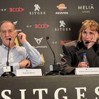 Ramón Barea e Ingrid García Jonsson nos presentan "Una Ballena"