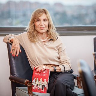 "El Tridente", con Pilar Eyre