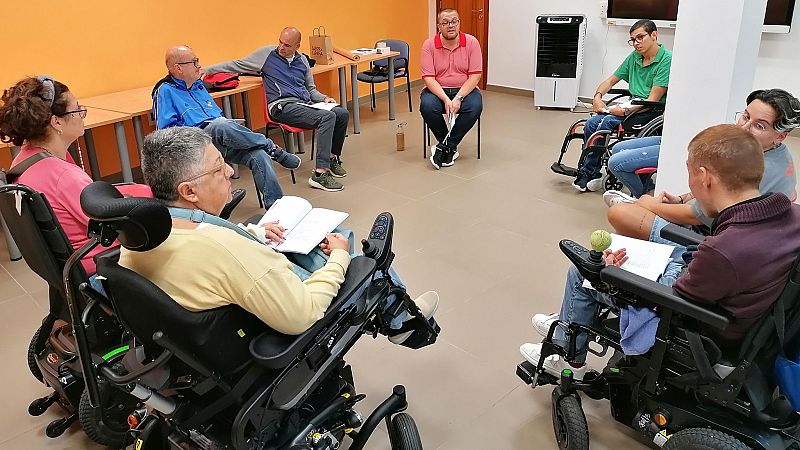 Planeta fácil - Clubes de lectura fácil - 15/04/25 - Escuchar ahora