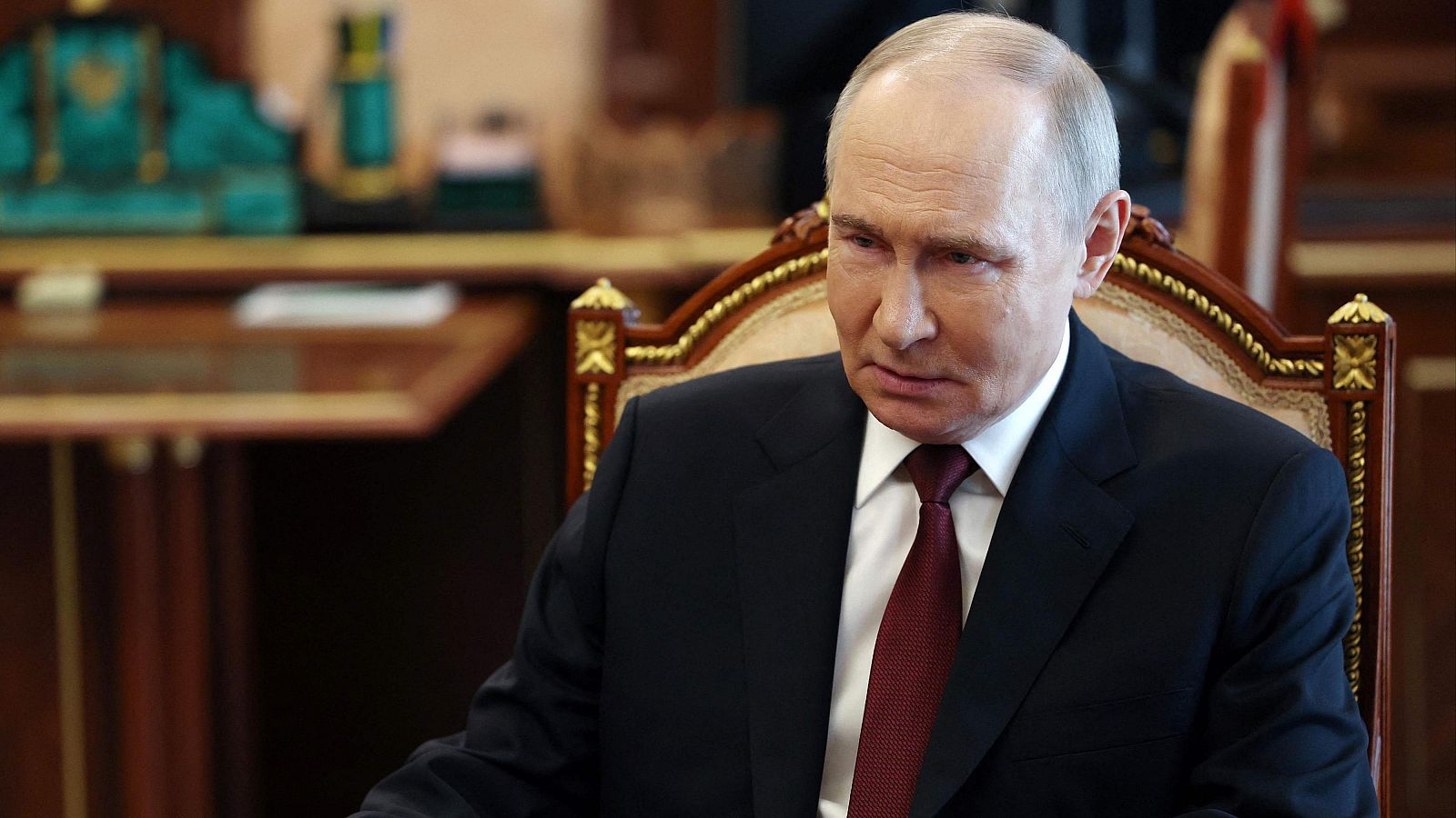 Rusia anuncia una breve tregua en Ucrania con motivo de la Pascua ortodoxa - Escuchar ahora