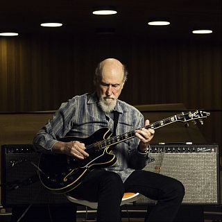 John Scofield, cuerpo a cuerpo guitarrstico con el jazz