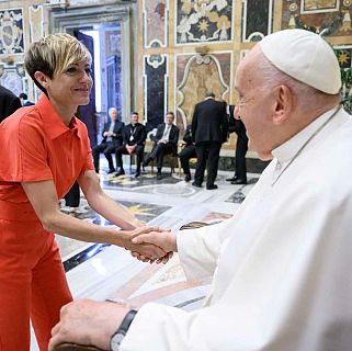 Sara Escudero: "Hasta de Dios debía hacerse humor, dijo el Papa"