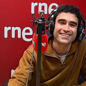 Entre dos luces - Entre dos luces - Dulzaro: libre, como Ícaro - 24/04/25 - escuchar ahora