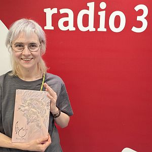 Territorio 9 - Territorio 9 - Anzuelo de Emma Ríos - Escuchar ahora