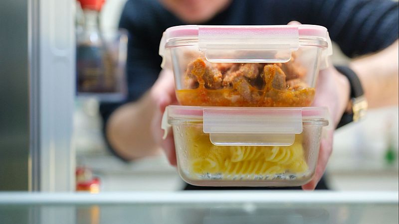 Las Mañanas de RNE - ¿Es seguro comer los alimentos de tu nevera tras el apagón? - Escuchar Ahora
