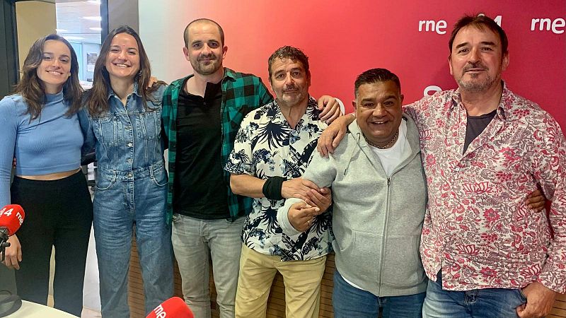 Metròpoli -  Rumba Catalana amb Sant Pau Rhum Band - Escoltar ara
