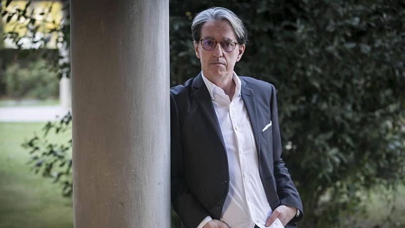 Julián Casanova: "La lucha sindical es uno de los ejes fundamentales de los cambios sociales desde el último tercio del siglo XIX" - Escuchar ahora