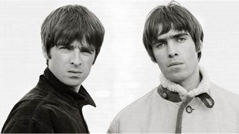 Xavifòrnia - Oasis: glòria, caos i llegenda ? el viatge sonor d?una banda que mai va voler agradar a tothom