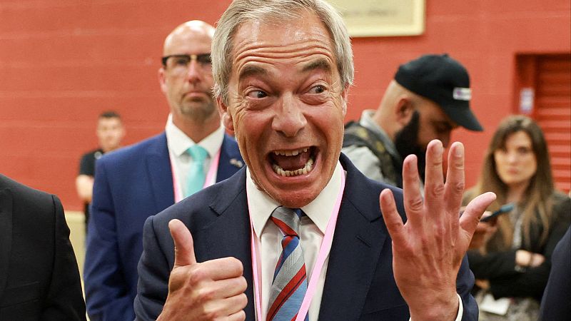 "El rígido sistema partidista británico se está abriendo a otros partidos" - Escuchar ahora