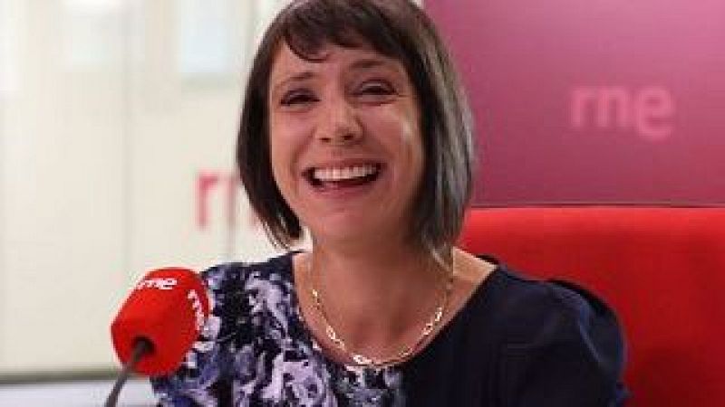 Entrevista a Aixa de la Cruz, autora de 'Todo empieza con la sangre' - Escuchar ahora