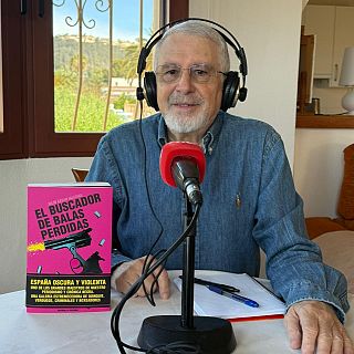 Julio Csar Iglesias presenta "El buscador de las balas perdidas"