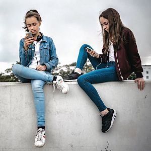 Economía de bolsillo - Economía de bolsillo - Adolescentes y dinero. Conversaciones sin tabús - 04/05/25 - escuchar ahora