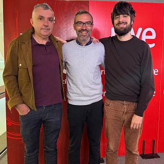 Manuel Vilas, David Uclés y Jorge Corrales, en 'Las mañanas'