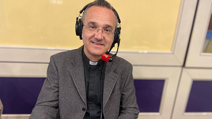 Diego Alonso Lasheras, profesor de la Universidad Pontificia de Comillas: \"El centro de gravedad de la Iglesia católica se lleva desplazando fuera de Europa unos cuantos decenios\" - Escuchar ahora