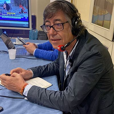 Pablo Ordaz, ex corresponsal de El País en el Vaticano: \"Bergoglio quería savia nueva para la Iglesia\" - Escuchar ahora