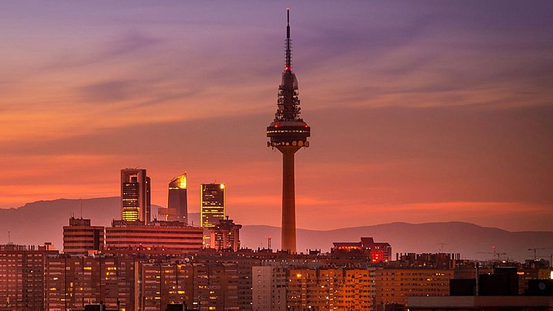 Quinta fachada - El pirulí, ¿se puede querer a un edificio? - 08/05/25 - Escuchar ahora