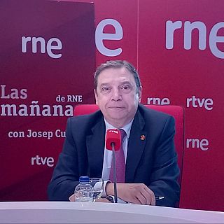 Luis Planas: "La publicación de los mensajes entre Sánchez y Ábalos es un delito"