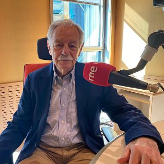 Eduardo Mendoza: "Estoy muy agradecido a la vocación que he tenido desde muy pequeño"