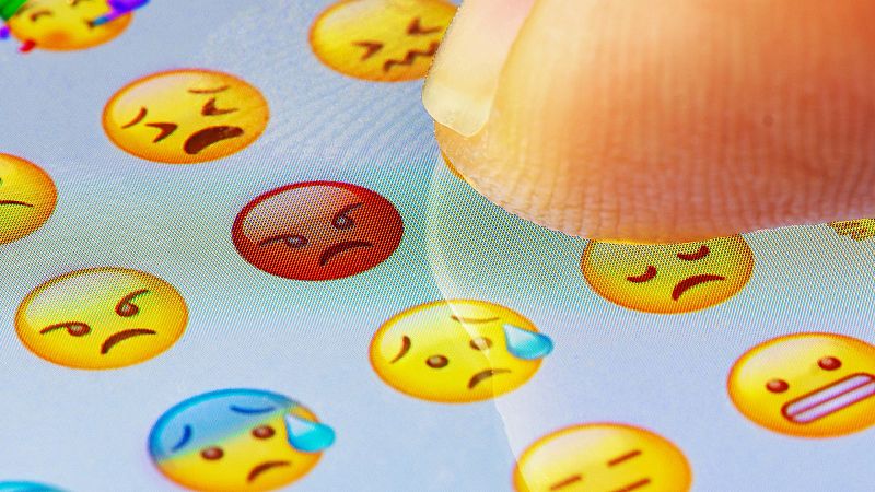 Tolerancia cero - Emojis - 23/05/25 - Escuchar ahora