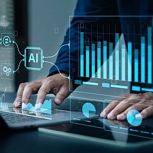 Comunidad Valenciana Informativos - Los retos de la IA en las administraciones: Entrevista a José Tárrega, director general de transparencia y participación - Escuchar ahora