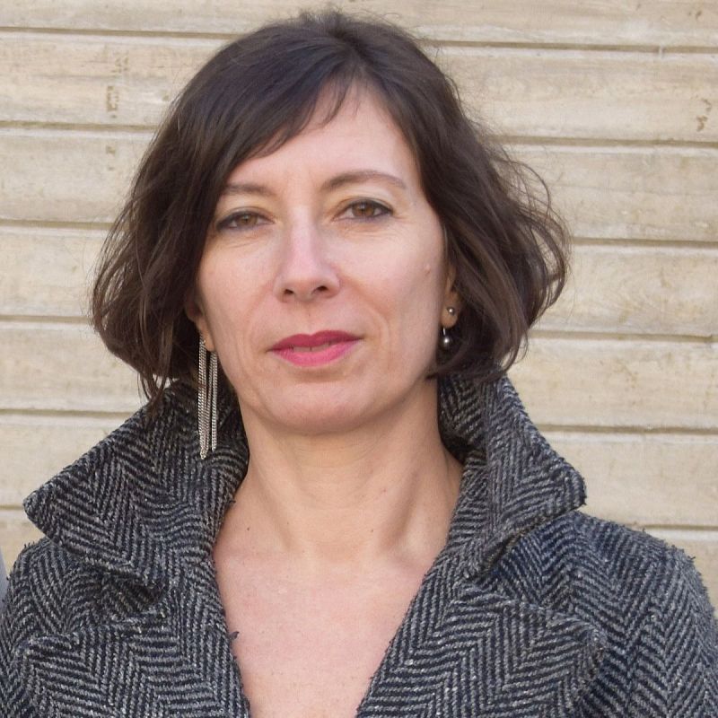 L'ENTRELLAT - La Simona Levi ens explica com la Cambra de Comer va vendre durant anys les dades dels autnoms - L'Entrellat | Escuchar