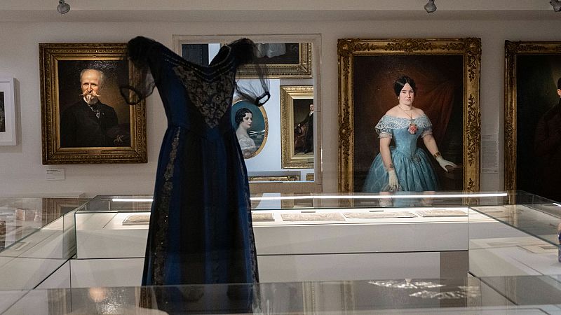 La lira de Apolo - El ?nuevo? Museo Nacional de Artes Escnicas - Escuchar ahora